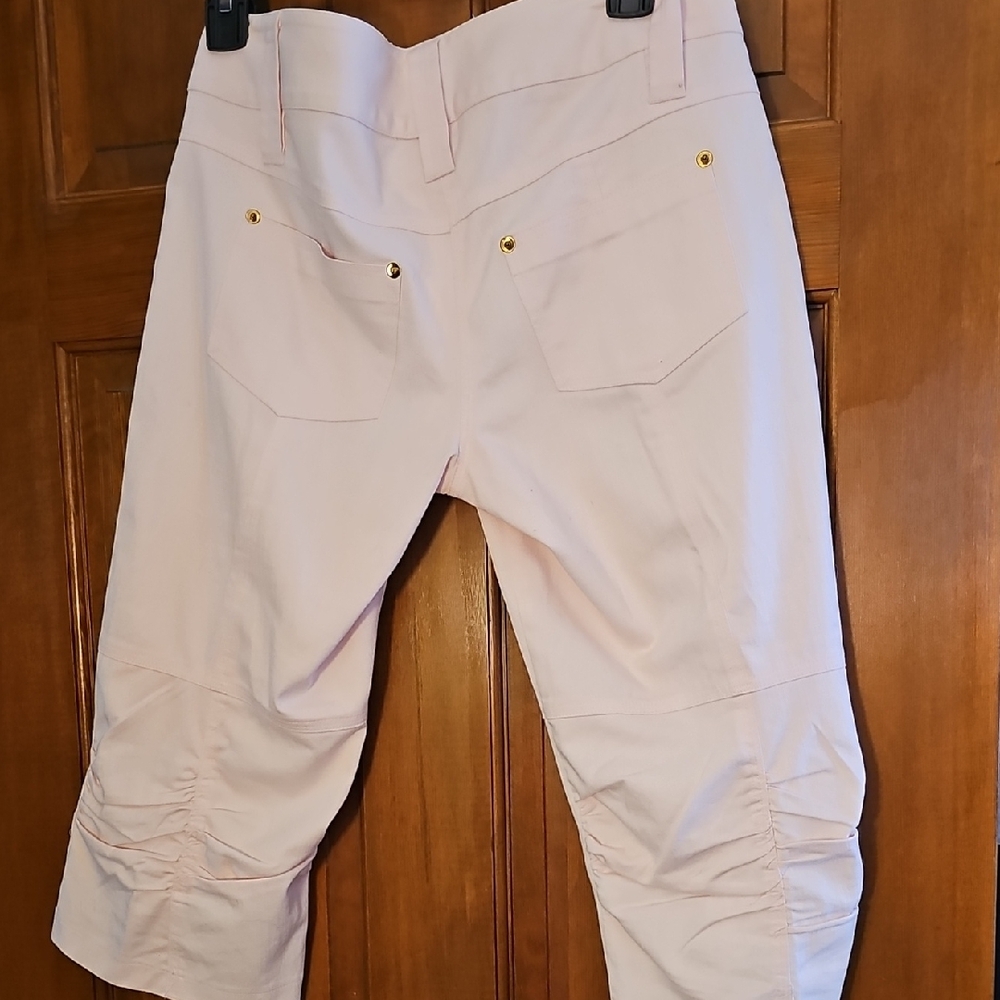 Cache Light Pink Capris - Picture 3 of 3